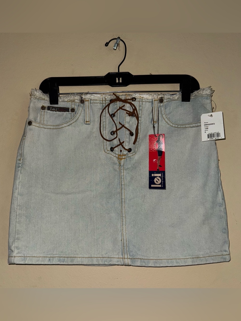Vintage Y2K LEI Light Wash Lace Up Frayed Raw Hem Waist Mini Skirt Size 5 NWT!